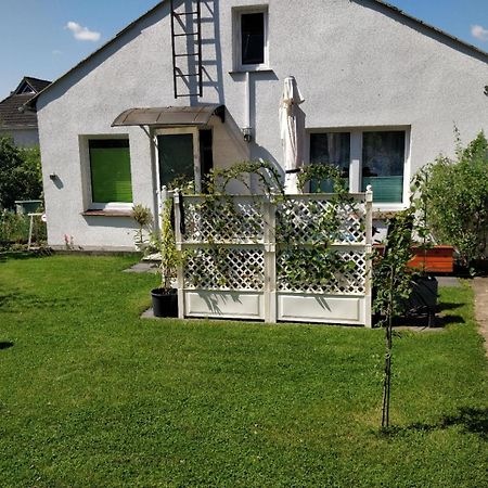 Gaestehaus Am Teich Raben Steinfeld 外观 照片